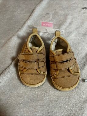 Casual Baby Walker Shoes in Tan with Hook-and-Loop Straps